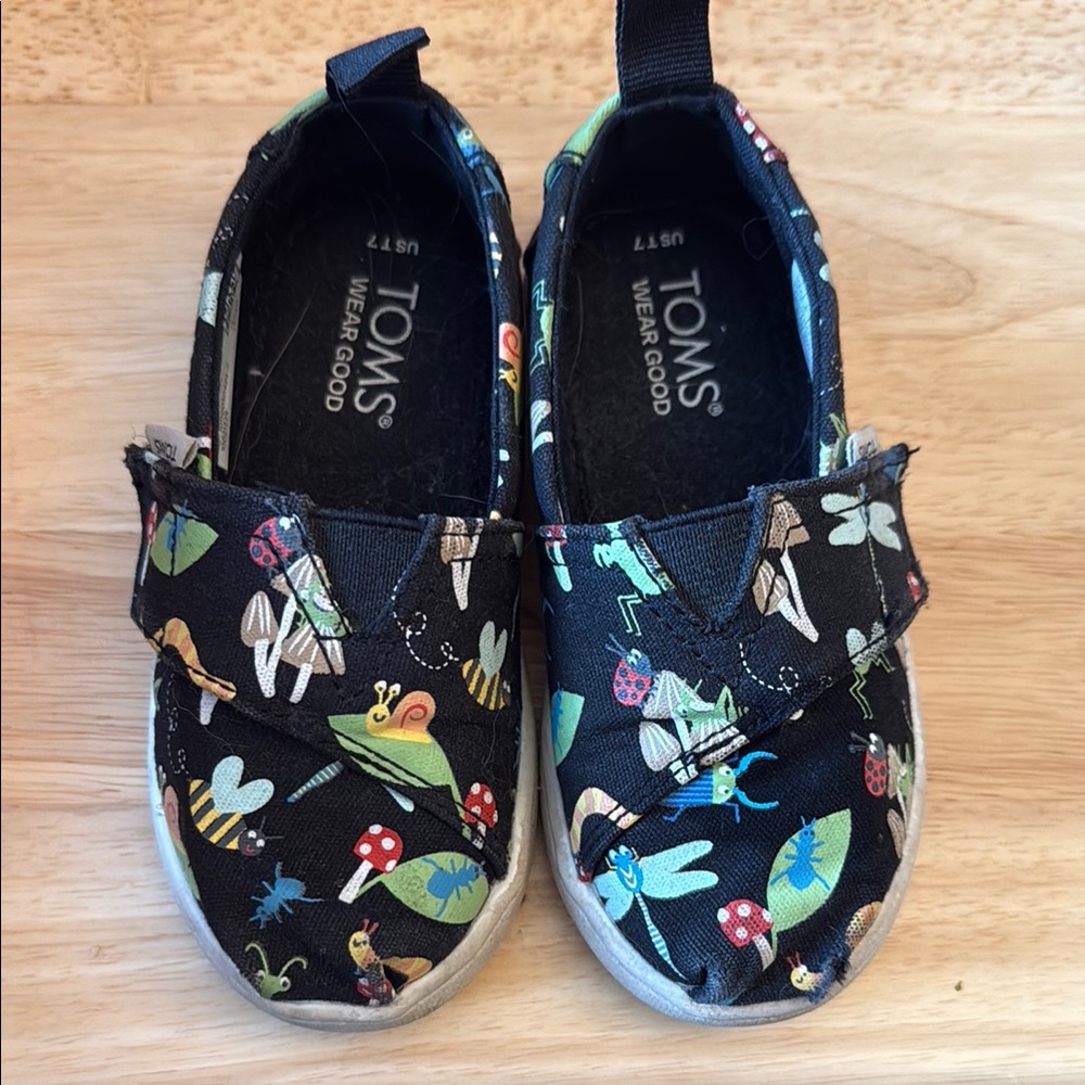 TOMS forest floor toddler Alpargata size 7